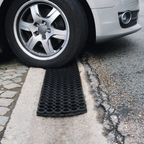 Oprijdrempels trottoir