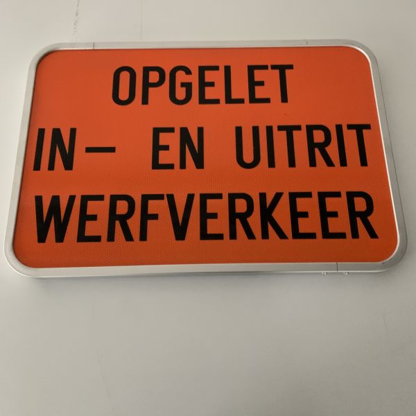 Traffic signs T2000