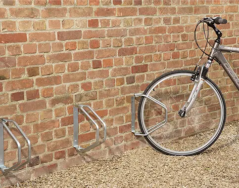 Makkelijk te begrijpen rechtop Promoten Draaibaar fietsrek voor muurbevestiging . Max. bandbreedte 50 mm - Alkobel