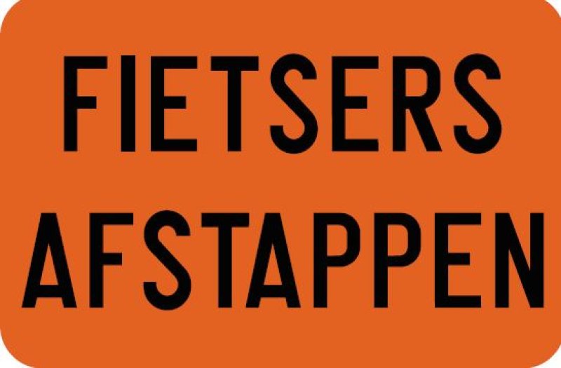 Sign T2000 FIETSERS AFSTAPPEN 600 x 400 mm